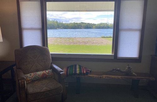 Hawks Cottage | Peace and quiet on this private no-wake lake