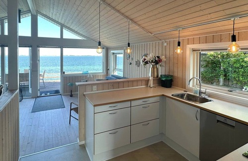 Skarup Fyn House | Peace and reflection with South Funen view