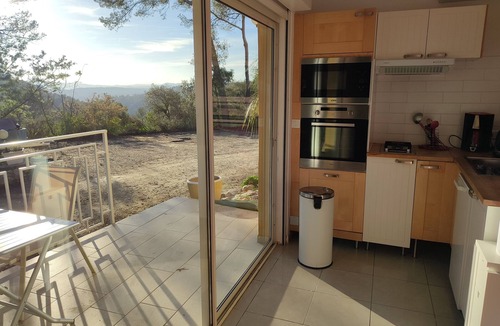 Entrecasteaux House | Peace and relaxation in green Provence