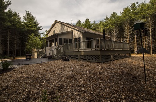 Baileys Harbor House | ' Peace in the Pines '