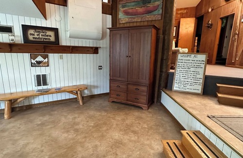 Neillsville Cabin | Peace Lodge