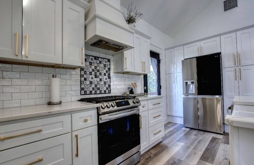 Hernando House | Peace of Heaven on a Hill