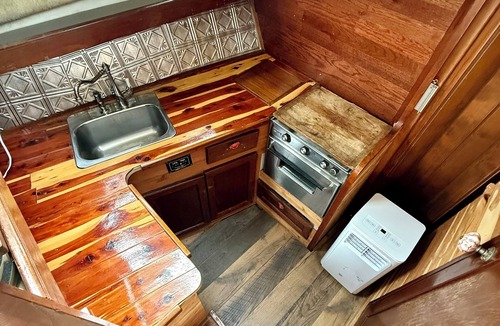New Tazewell Boat Rental | Peace of Mind Floating Camper On Norris Lake!