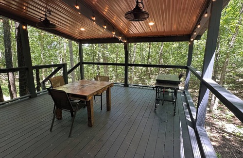 Murray Cabin | Peace Of Mind. Relax, rest, recharge!