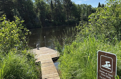 Lake Placid House | Peace on Mill Pond. Easy walk to Town.