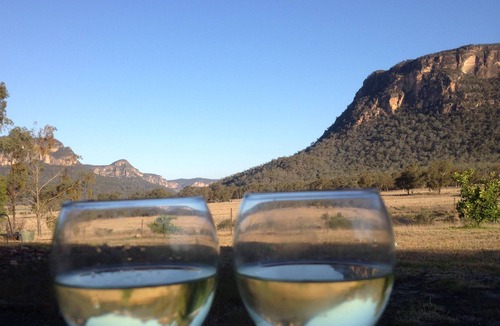 Glen Davis House | Peace, Privacy & Expansive Views in the Capertee Valley