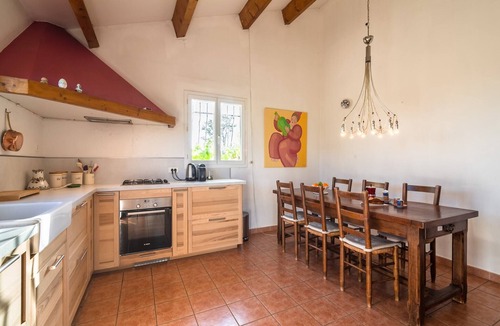Saint-Jean-de-Minervois Villa | Peaceful Vineyard Escape