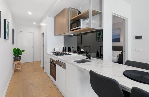 Brunswick West Apartment | Peaceful 1-Bed Unit with a Spacious Balcony