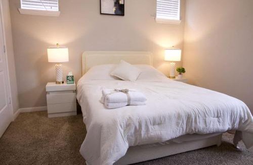 Egypt Apartment | Peaceful 1BR Close to Nature Trails & Shopping