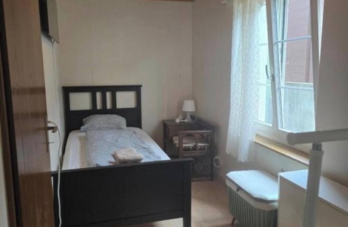 Freienbach Apartment | Peaceful 2-bedroom apartment in Freienbach perfect for travelers. Nesr Zürich