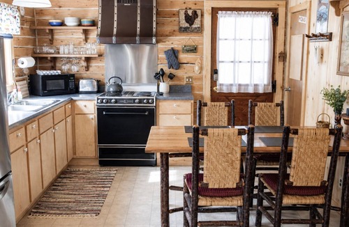 Riverside Cabin | Peaceful 2-Bedroom Cabin at Buffalo Point | Firepit, Deck & Nature