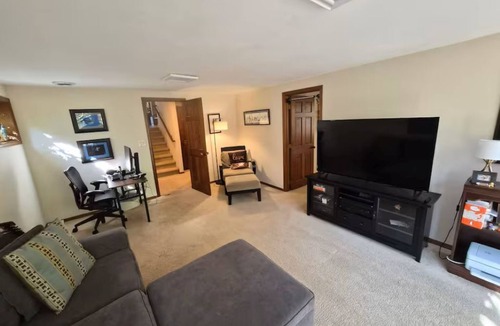 Bridle Trails Apartment | Peaceful 2-bedroom house in Bellevue perfect for relaxing stays