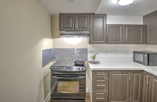 Erin Mills Apartment | Peaceful 2 BR Basement Stay: Your Getaway