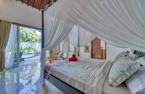Sunset Road Villa | Peaceful 2bd Seminyak villa with Private Pool and Garden
