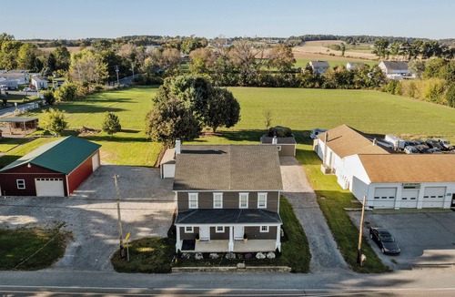 Lebanon House | Peaceful 2BR Getaway | Modern Comfort + Fire Pit