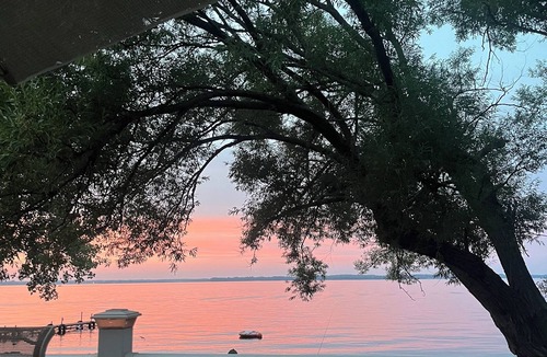 Three Mile Bay House | Peaceful 3-bedroom mobile home in charming Three Mile Bay