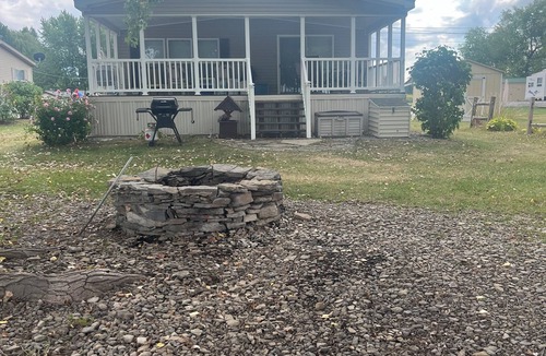 Three Mile Bay House | Peaceful 3-bedroom mobile home in charming Three Mile Bay