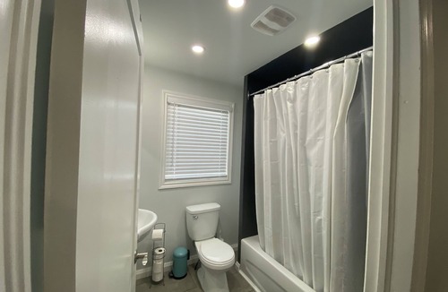 Nanticoke Apartment | Peaceful 3 bedroom apartment on the water