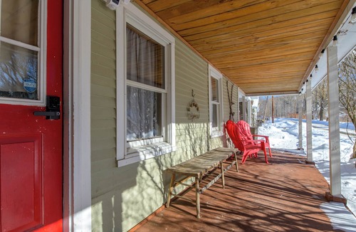Montgomery Center Cabin | Peaceful 3-bedroom cabin with 4 beds in charming Montgomery minutes to Jay Peak!