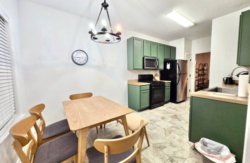 Acworth House | Peaceful 3-bedroom Townhome