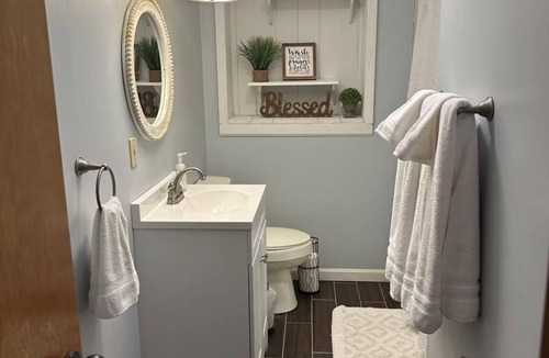 Vincent Other | Peaceful 3-bedroom farmhouse near Ted River Gorge