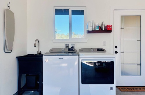 Ocean View House | Peaceful 3BR Getaway - Stars, Views & Privacy