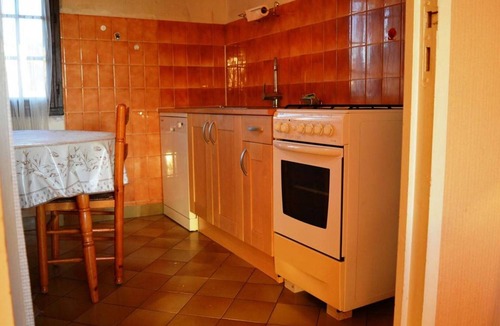Saint-Cyprien Plage House | Peaceful 3BR Villa with Garden, Terrace & Parking Near Saint-Cyprien Beach