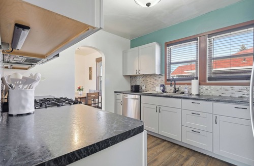 Casper House | Peaceful 4-bedroom house with AC in charming Casper