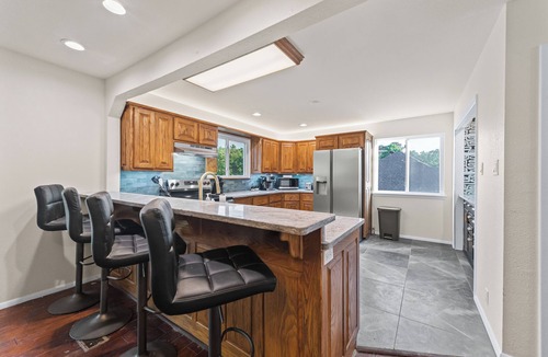 Mid America Cottage | Peaceful 4-bedroom Lake Hamilton Cottage w/Hot Tub, Fire Pit, Game Room + More