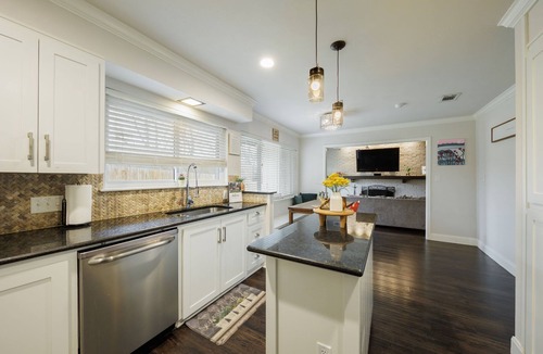 Scofield Farms House | Peaceful 4BDRM Near Domain-Q2 Stadium-10 MIn Away DT Austin