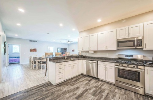 Grass Lake Apartment | Peaceful 4BR Barn Loft Escape