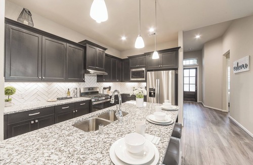 Sienna Plantation House | Peaceful 4BR Retreat｜Tranquil Patio｜Perfect for Families & Pets #40872