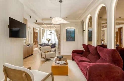 Faubourg Saint-Germain Apartment | Peaceful 5-bedroom apartment in charming Paris for your stay