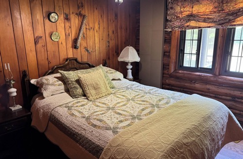 Lake George Cabin | Peaceful 5-Bedroom Lodge in the Adirondack Mountains