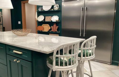 Cumming House | Peaceful Acres Executive Stay