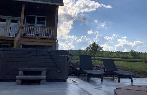 Keeseville House | Peaceful Adirondack Home With Hot Tub