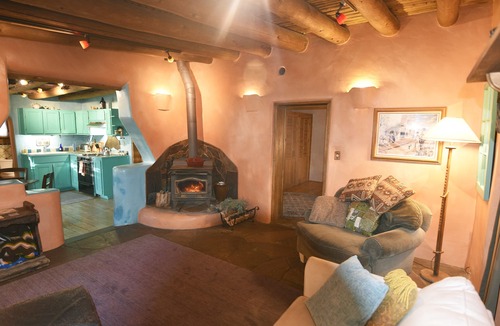 Arroyo Seco House | Peaceful Adobe w Jacuzzi, Walk To Arroyo Seco, Pets Welcome