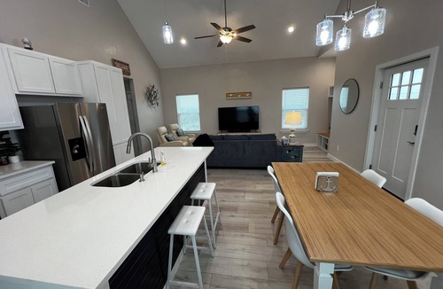 Rockport House | Peaceful amenity loaded 3-bedroom house in Rockport with great sunset views