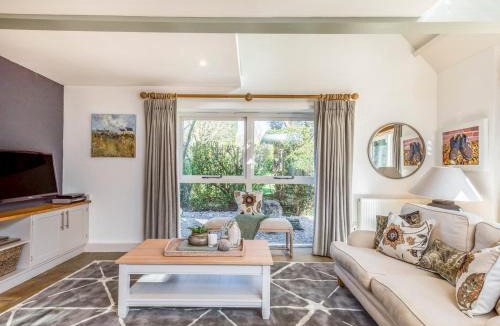 Funtington House | Peaceful and beautiful 1 bedroom barn conversion - Pass the Keys