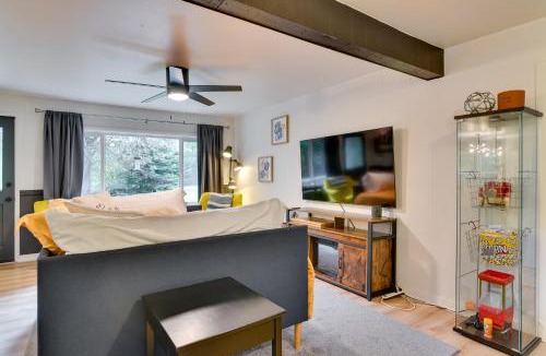 Longview House | Peaceful and Chic Oasis Fire Pit, Grill, Yard