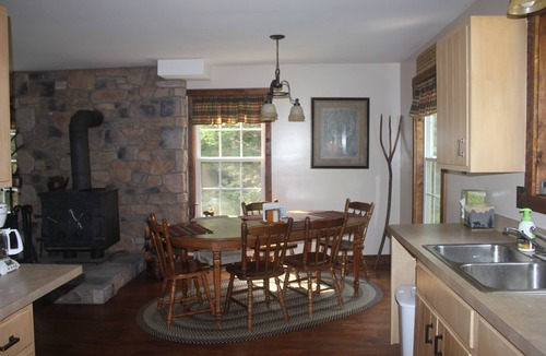 Lock Haven Cabin | Peaceful and Conveniently located