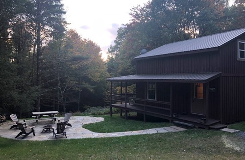 Lock Haven Cabin | Peaceful and Conveniently located