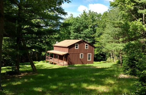 Lock Haven Cabin | Peaceful and Conveniently located
