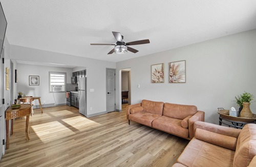 Altoona Apartment | Peaceful and Cozy - 2BR 1BA/Washer/Parking