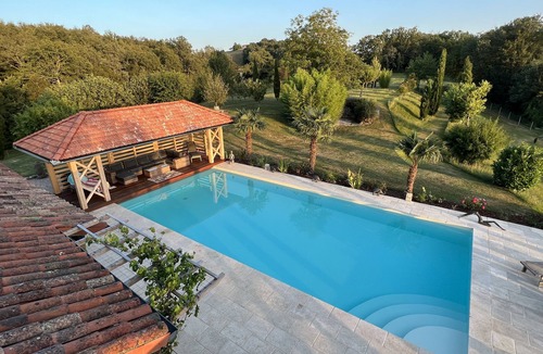 Boulogne-sur-Gesse Cottage | Peaceful and private 2- bed Gite with Pool