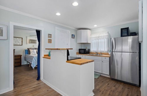 Austwell House | Peaceful and private! Cute waterfront cottage with amazing fishing!