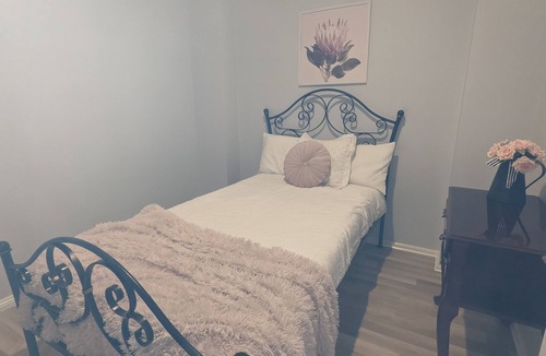 Maribyrnong House | Peaceful and tranquil while at the same time in proximity to CBD and Highpoint