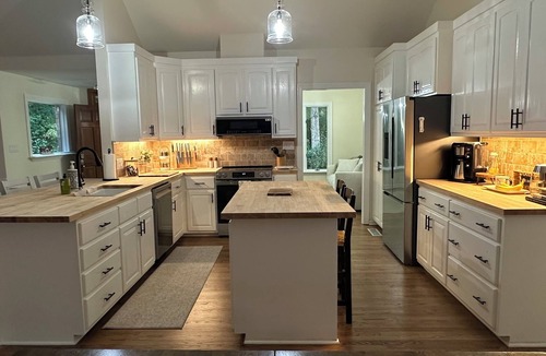 McCain House | Peaceful Apex Getaway – Open Living, Big Backyard, Country Setting