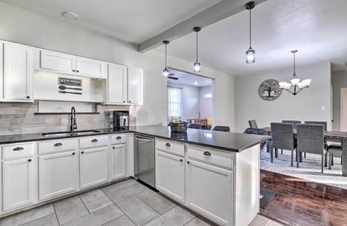 Atascosa House | Peaceful Atascosa Home w/Balcony & Deck!