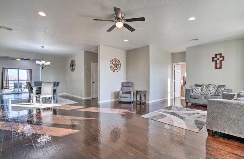 Atascosa House | Peaceful Atascosa Home w/Balcony & Deck!
